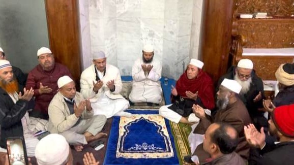 লক্ষ্মীপুরে বেগম খালেদা জিয়ার রুহের মাগফেরাত কামনায় দোয়া মাহফিল